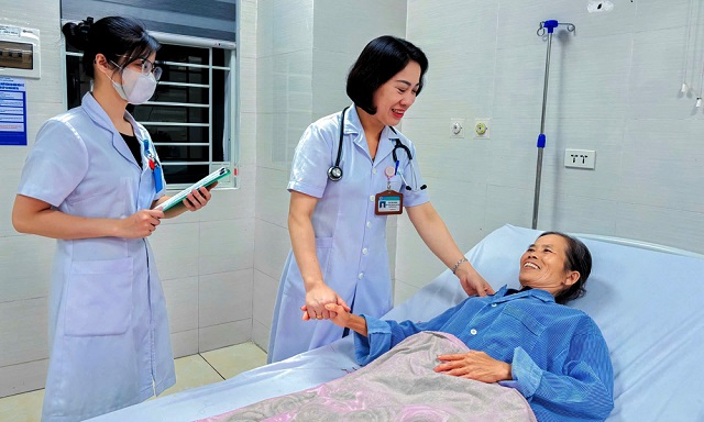 Sau khi tốt nghiệp Cao đẳng Y sĩ đa khoa có thể học lên không?